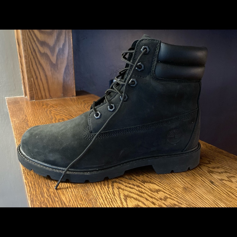 Black Timberland LEFT BOOT ONLY